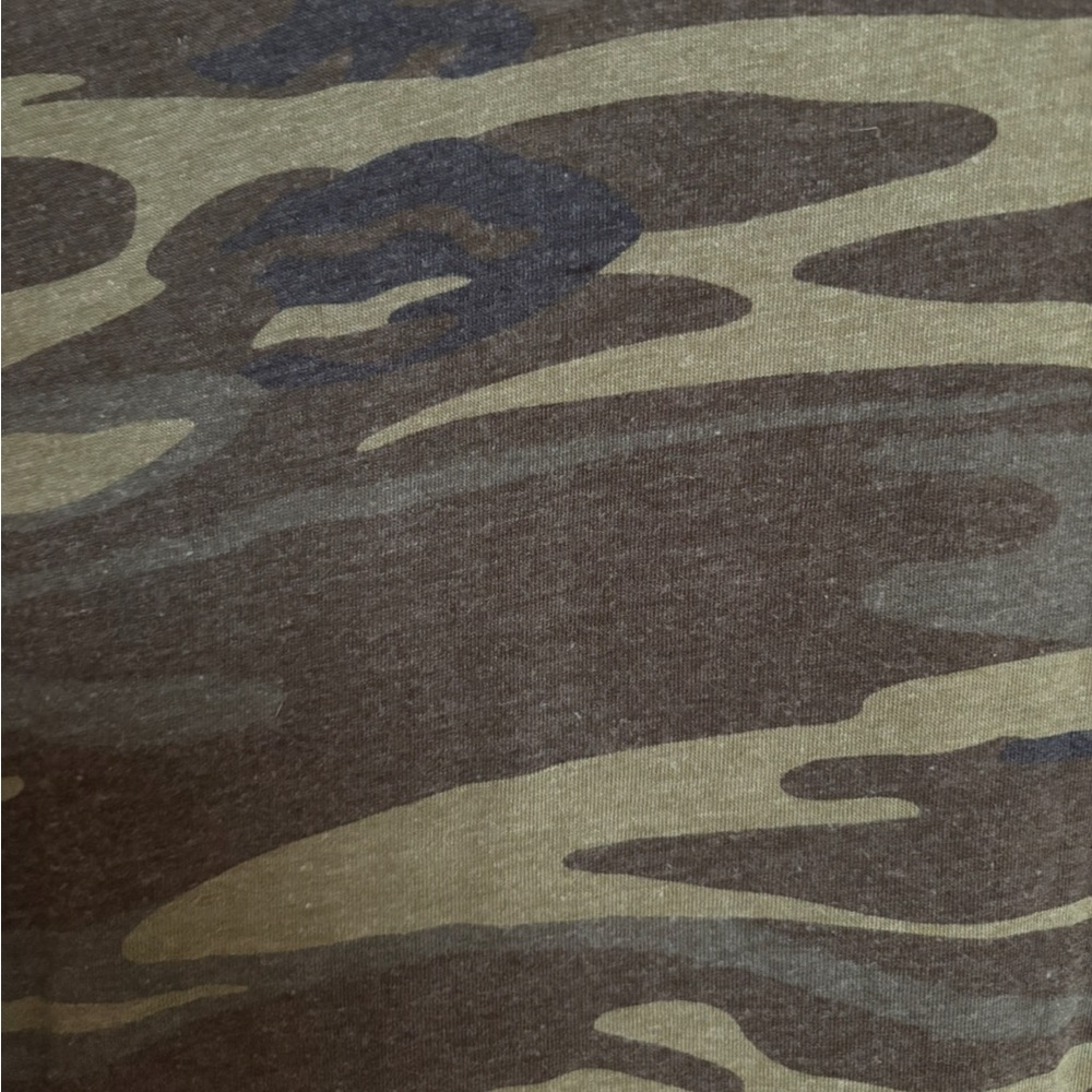 NWT Z Supply Olive Camouflage Long Sleeve Tee - Picture 7 of 7
